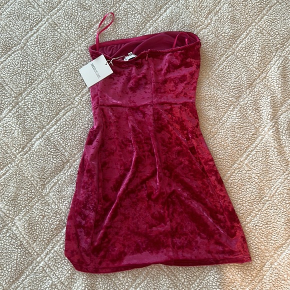 Velveteen fuchsia costume dress with matching gloves  size extra small - Picture 3 of 3